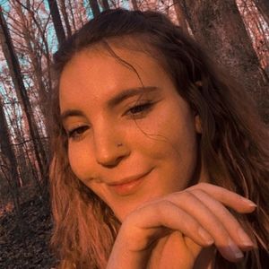 Meet your Posher, Kloee